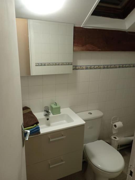 3 Pieces Calme, Terrasse Et Parking Prive Apartment Courcouronnes Bagian luar foto